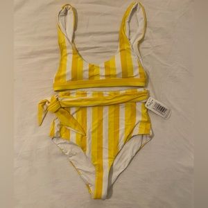 NWT Dippin’ Daisys Swim Set Size S